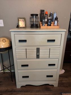 Dresser