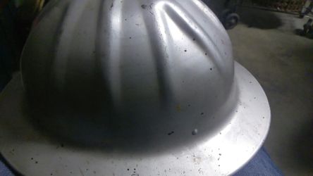 Metal had hat