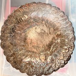Vintage Reed & Barton Strawberry Silver-plated Round Serving 14" Platter | Botanical Silver Tray | Cottagecore English French Country
