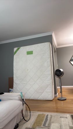Queen mattress
