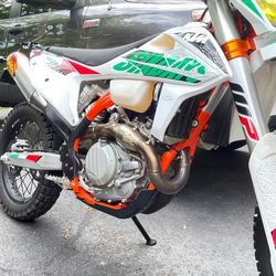 /// 2021 KTM 500 EXC-F Six Days - Low Miles, Moto-Lab Suspension, FMF Full Exhaust ///