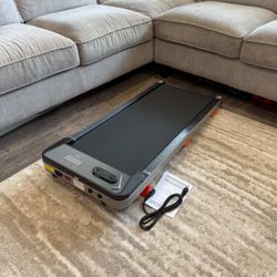Walking pad with incline