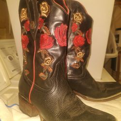 CowGirl Boots Size 6