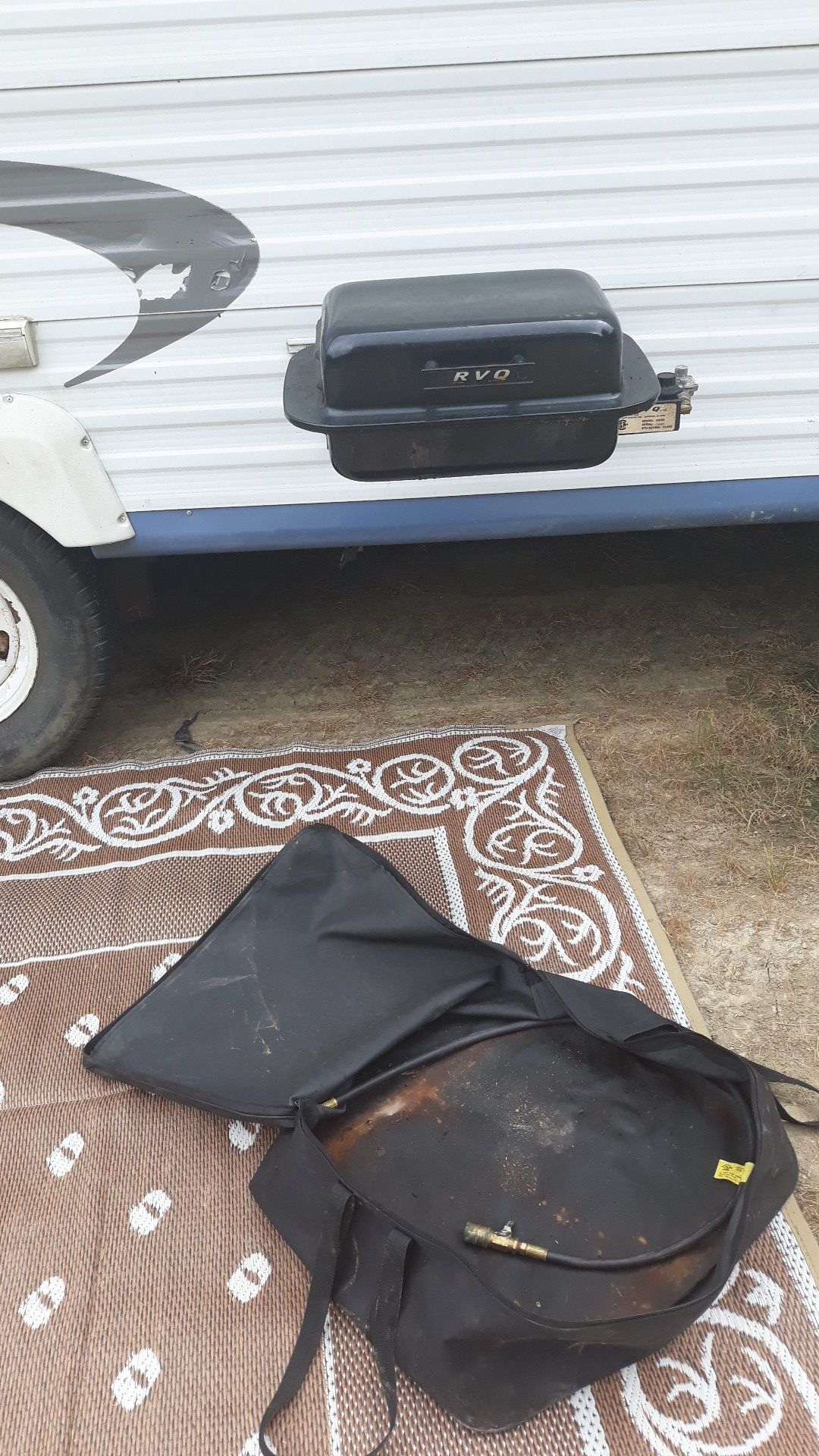 Travel trailer rvq grill for Sale in Monrovia, IN OfferUp