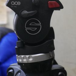 TRIPOD SACHTLER GERMANY ACE SA DRAG L USED. TESTED. IN A GOOD WORKING ORDER. 