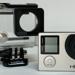 Go Pro Hero 4 Camera W/ Protective Case 
