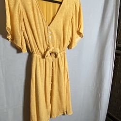 Yellow white dots dress