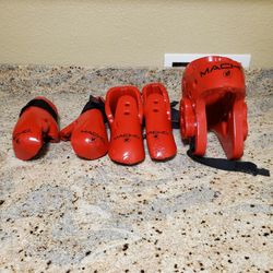MACHO SPARRING GEAR SET