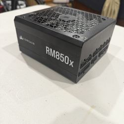 CORSAIR RM850x Fully Modular ATX Power Supply - 80 PLUS Gold - Low-Noise Fan - Zero RPM