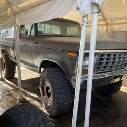 1979 Ford F-150 Custom 460 4spd