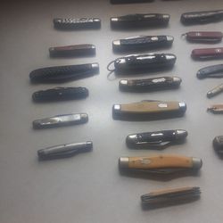 Over 43 Different Types Of Collectibles Knives