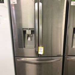 LG Stainless Steel Counter Depth French Door Refrigerator O Y0