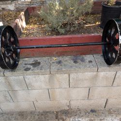 Front And Back Weightlifting In Very Good Condition