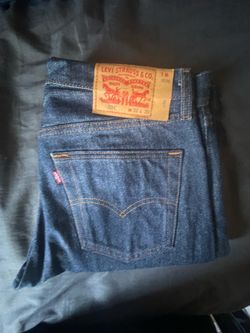 Levi's navy blue 501s Jeans W32 L30