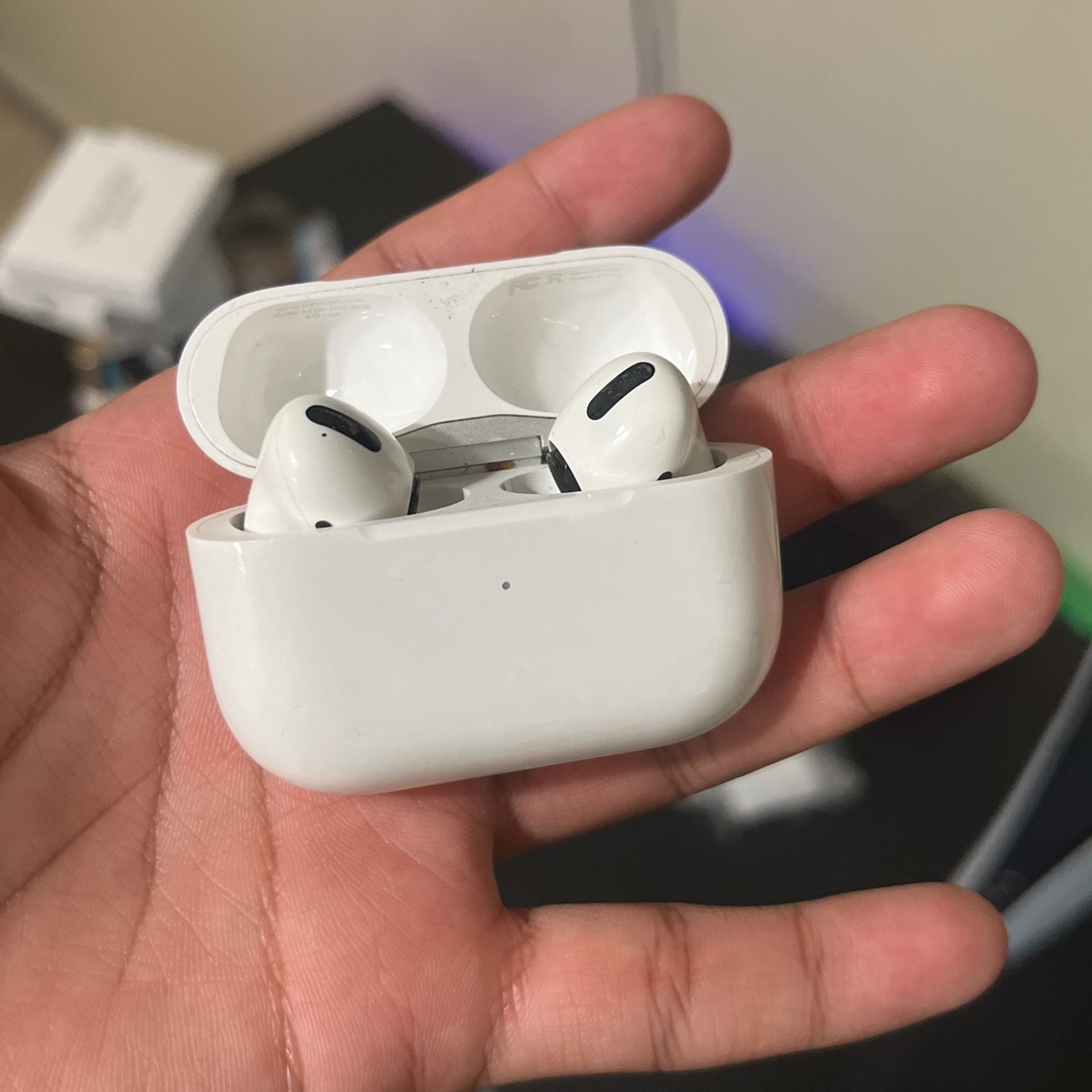 AirPods 