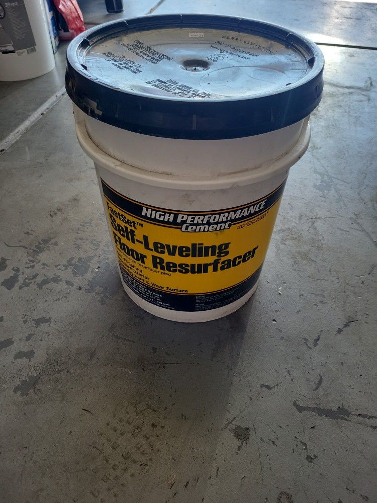 FastSet Self-Leveling Floor Resurfacer for Sale in Phoenix, AZ - OfferUp