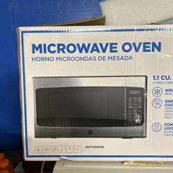 Microwave oven 