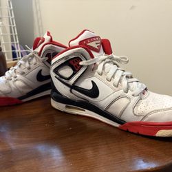 Vintage Nike Air Flight Shoes 