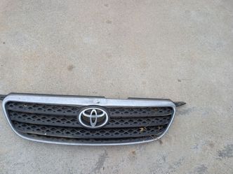 2008 (9th gen) corolla grill and emblem