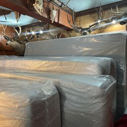 Memory Foam Mattresses Twin Full Queen King