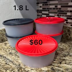 Servalier Tupperware Set
