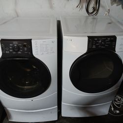 Washer And Gas Dryer 