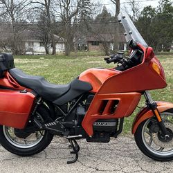 1991 BMW K75RT, 750cc 3-cylinder triple, runs & rides great, 62,557 miles.