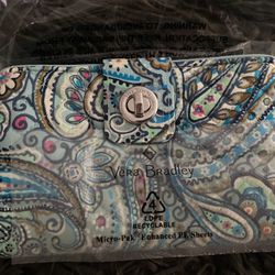 Vera Bradley RFID Turnlock Wallet