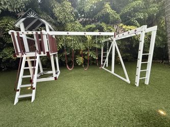 King Swings Vinyl Swing set