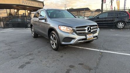 2017 Mercedes-Benz GLC