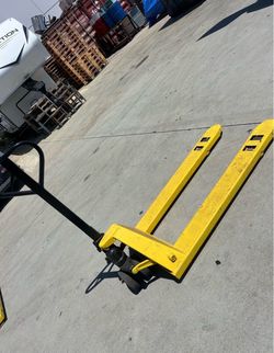 Pallet Jack (works great)