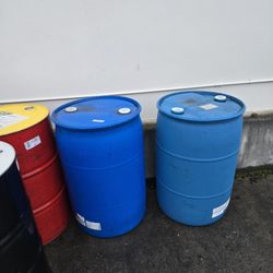 55 Gallon Plastic Drums