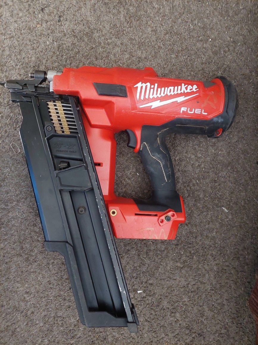 Milwaukee Framing Nailer 21°