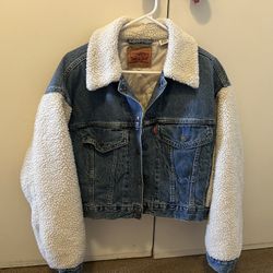 Levi’s Wome’s Jacket Size S
