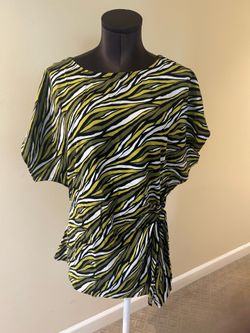 Michael Kors Olive Zebra-Print Side Tie Blouse size XL  Lightweight blouse with bold zebra-inspired stripes. Side-tie detail creates a flattering silh