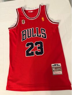 Size L-Mitchell & Ness Hardwood Classics Micheal Jordan Red Chicago Bulls