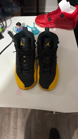 Jordan 12 Retro University Gold