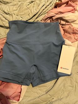 Brand new lulu shorts never worn