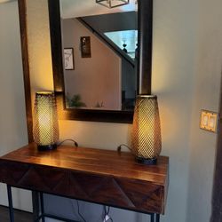 Entry Table,mirror, Lamps