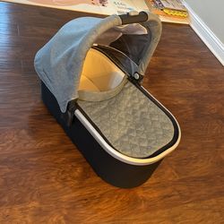 Uppababy Vista Bassinet
