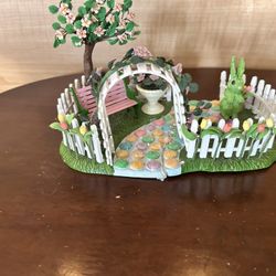 Department 56 One Hop Walk