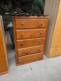 Free dresser