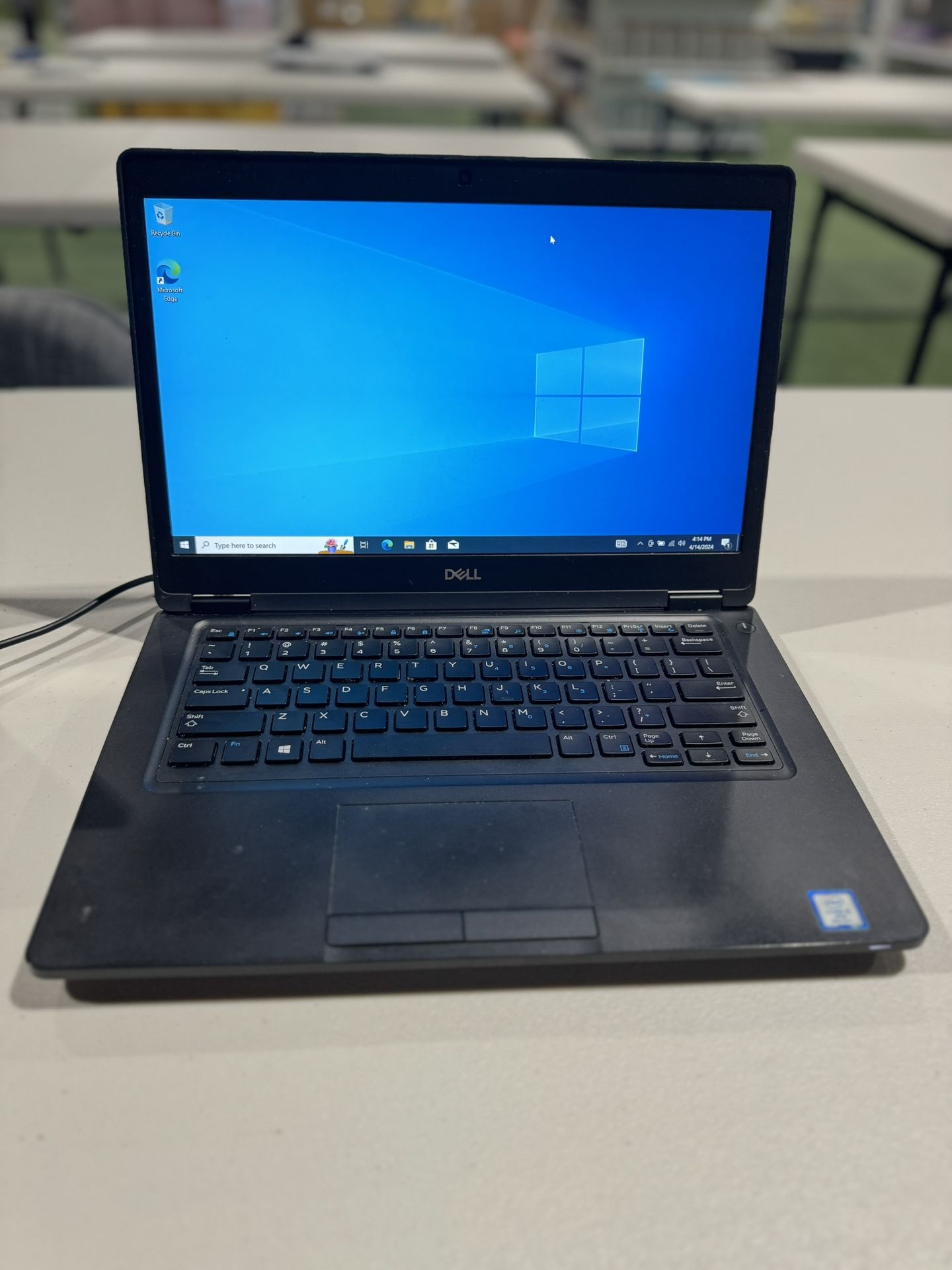 Laptop Dell 5490 i5 Ram 16gb SSD 256 gb window 10. ready for used  Pickup only It is used but working perfect. Pickup Lilburn Duluth