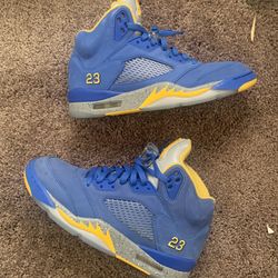 Jordan Retro 5 “ Blue Laney “