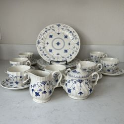 Myott Finlandia Dish Set