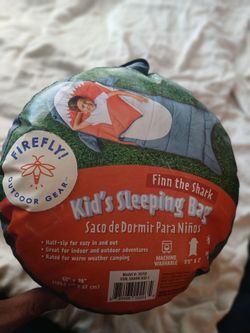 NEW NEW KIDS SLEEPING BAGS 2 FOR $25