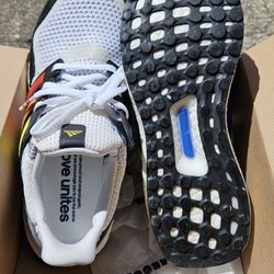 Adidas. Sz 8. New. $ 30