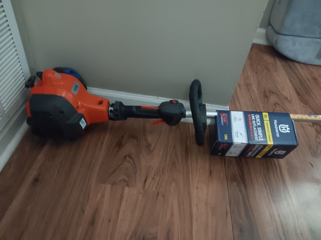 Brand New Husqvarna Weededer