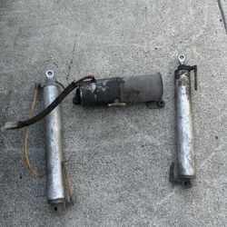 61-64 Impala Convertible, Motor Pump And Pistons