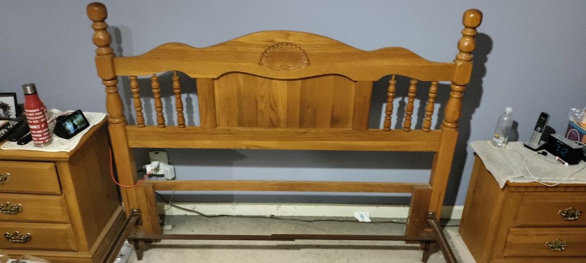 Queen Bed frame and Wood Headboard 
